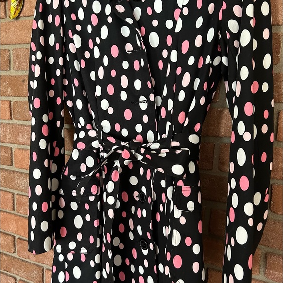Polka-dot detailed trench style by Donna Rae size 4 - Picture 3 of 9